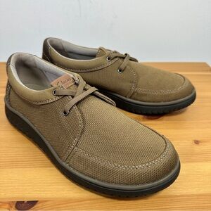 Clarks | RelaxLite Men’s Lightweight Lace-Up Comfort Shoes | Size 9